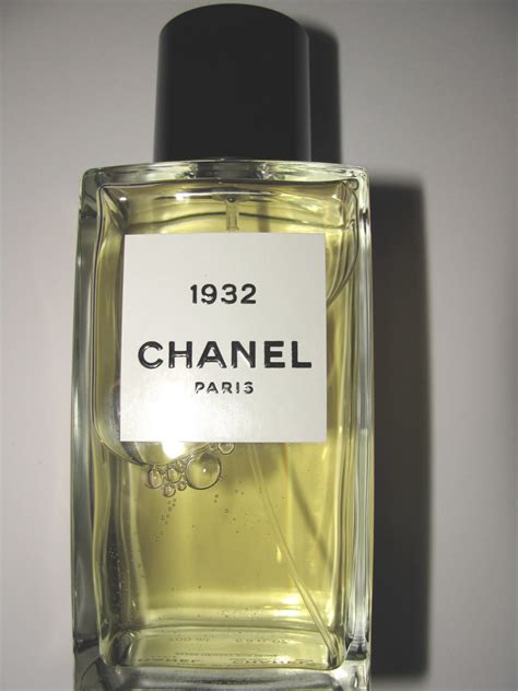 1932 LES EXCLUSIFS DE CHANEL .